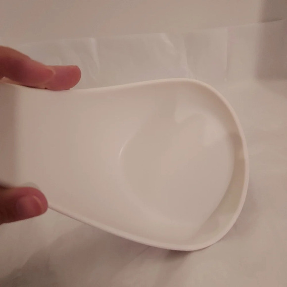 J-Me White Whale Tail Shape Jewelry Rack - Picture 6 of 7